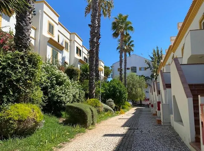 Апартаменты Tavira *